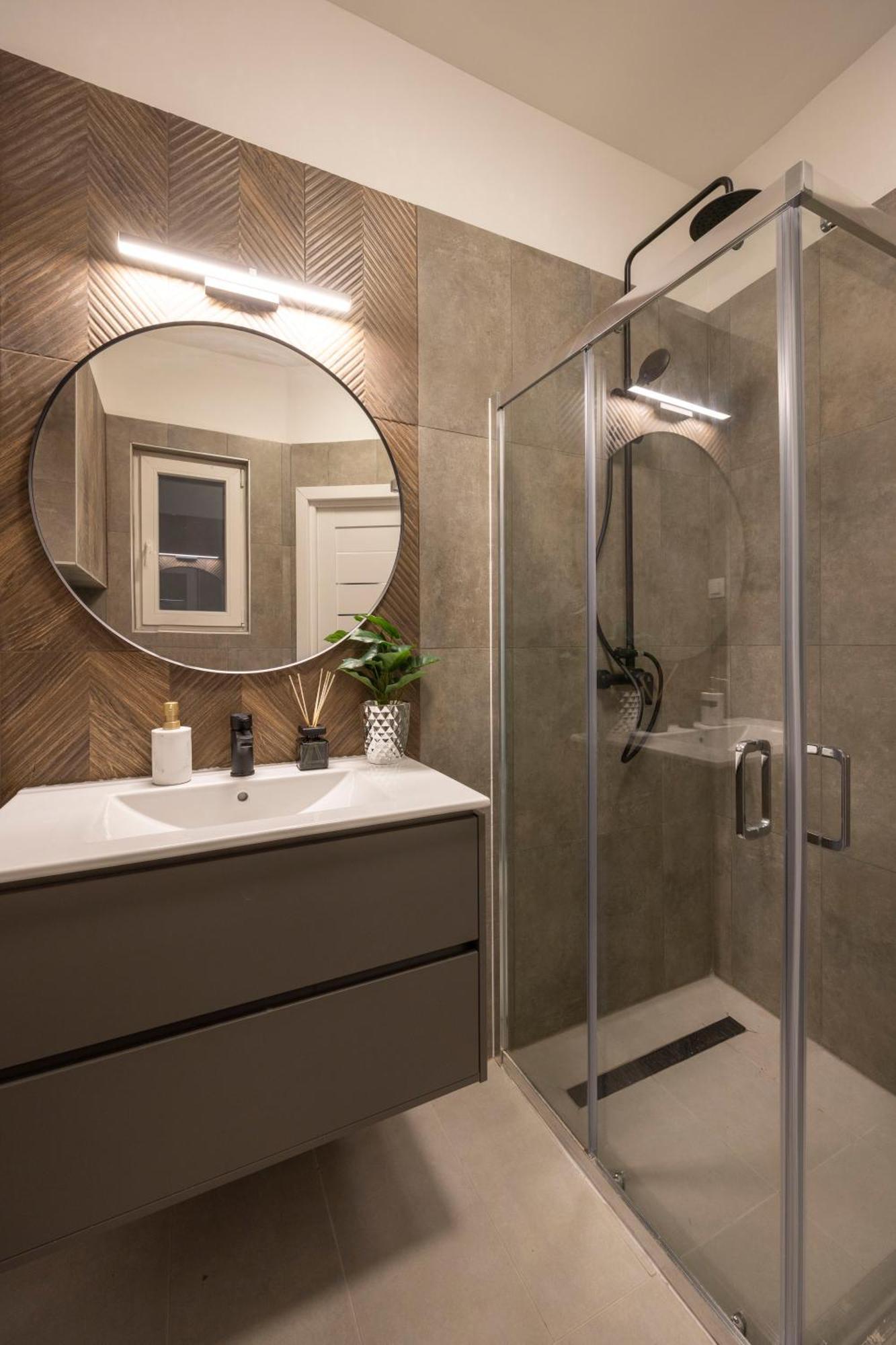 Luxury & Classy Central Apartment With 3Bedrm, 2Bathrm Budapest Bagian luar foto