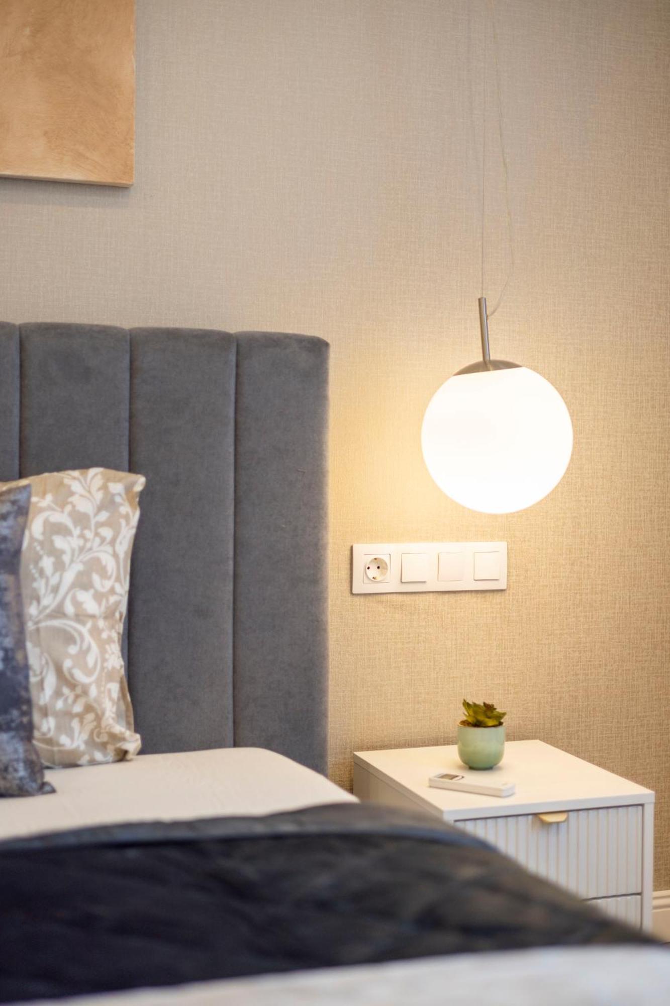 Luxury & Classy Central Apartment With 3Bedrm, 2Bathrm Budapest Bagian luar foto