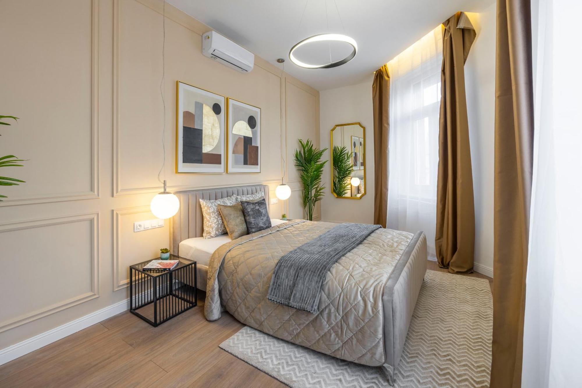 Luxury & Classy Central Apartment With 3Bedrm, 2Bathrm Budapest Bagian luar foto